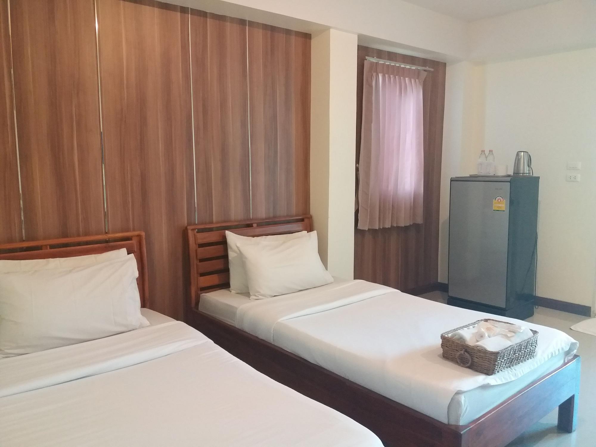 Grand Lopburi Hotel Luaran gambar