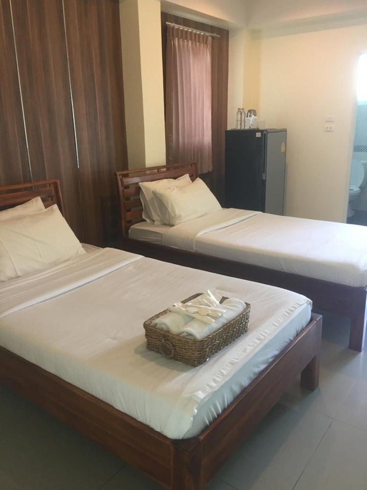 Grand Lopburi Hotel Luaran gambar