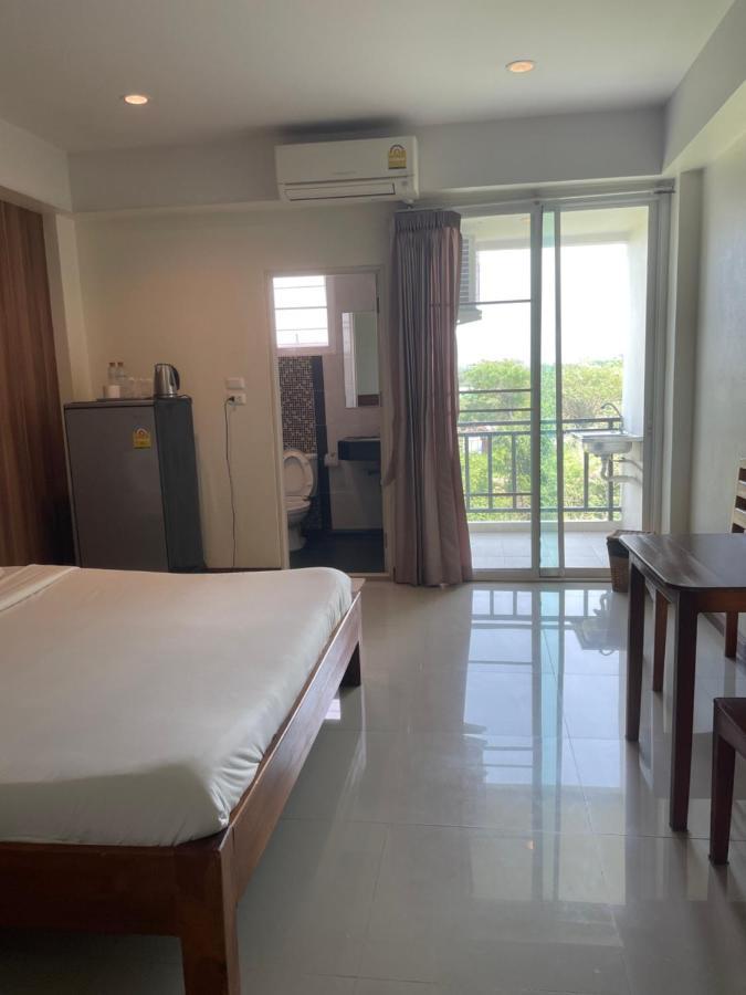 Grand Lopburi Hotel Luaran gambar