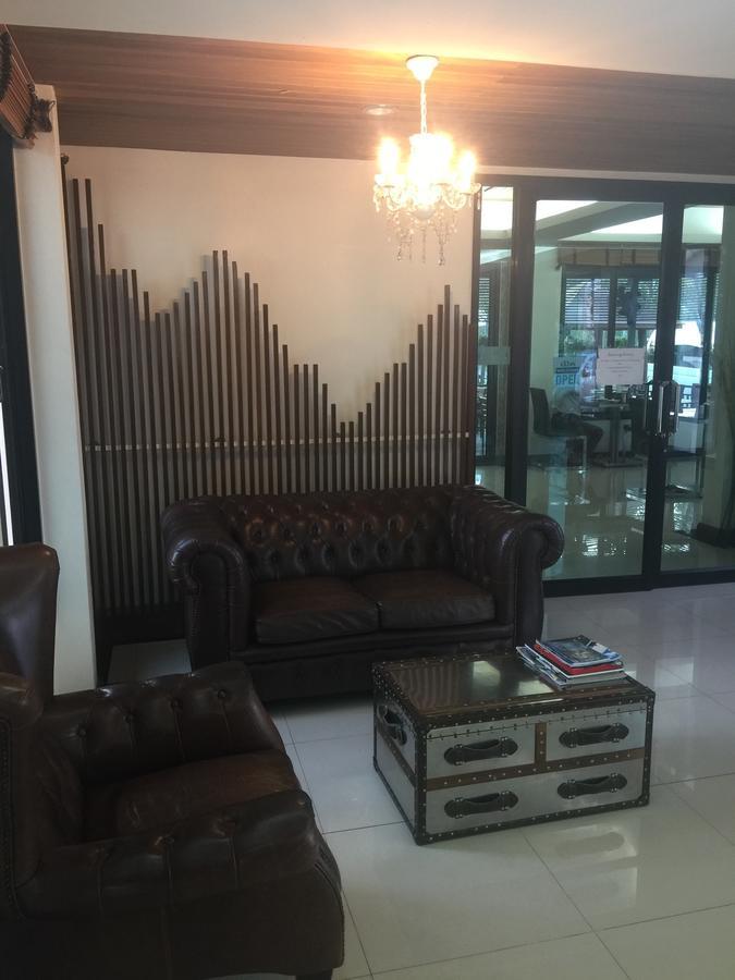 Grand Lopburi Hotel Luaran gambar
