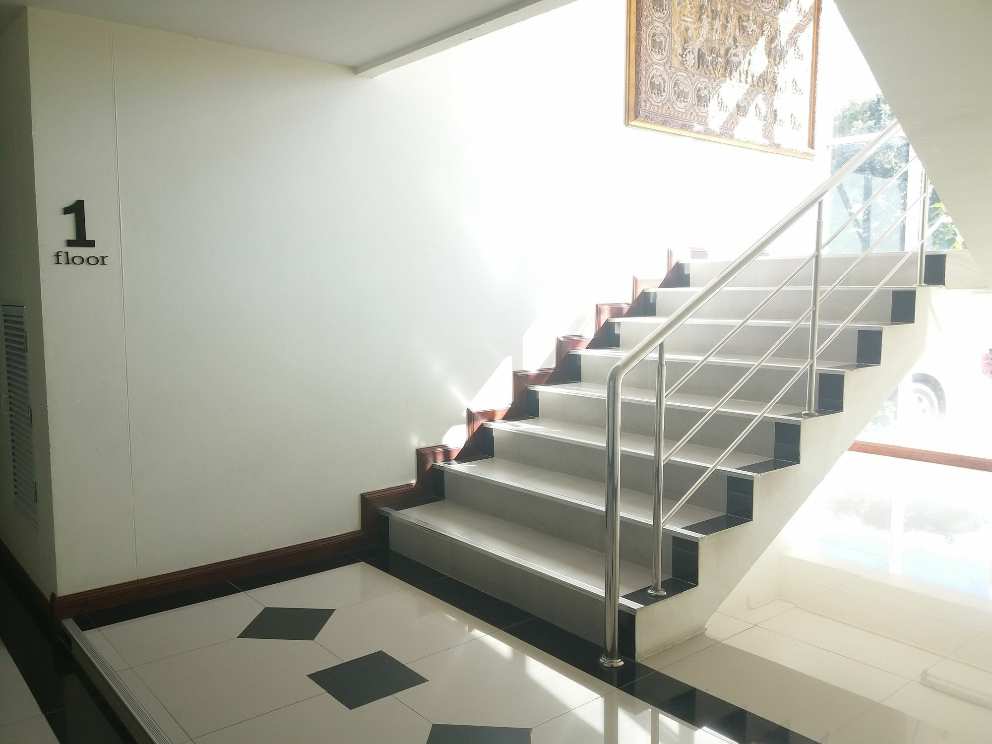 Grand Lopburi Hotel Luaran gambar